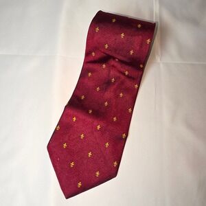 Brooks Brothers Makers Mens Burgundy Silk Fleur-de-lis Tie Gold Embroidery Red